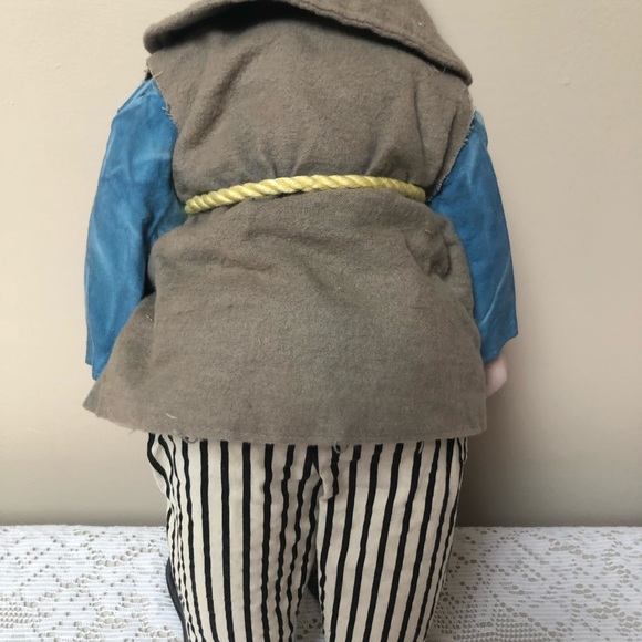 Porcelain Vintage Clown Doll - Picture 2 of 6